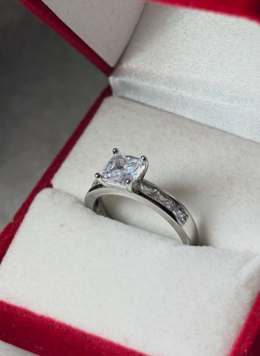 Bague Tressy Élégante